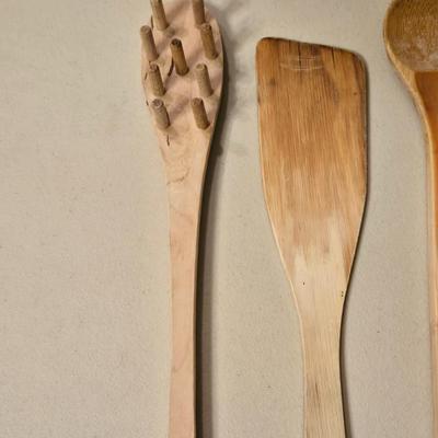 Serving & Cooking Utensils Lot