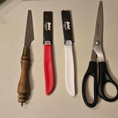 Knives, Scissors and Sharpener Lot