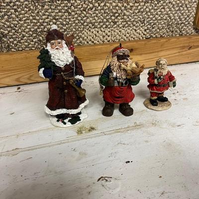 Nutcrackers & Christmas Decor (B2-MG)