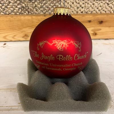 Nutcrackers & Christmas Decor (B2-MG)