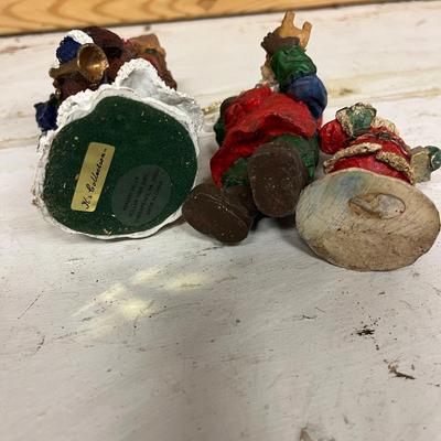 Nutcrackers & Christmas Decor (B2-MG)