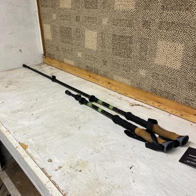 Cascade, LP Staven & Chinook Technical Oudoor Walking Sticks (B2-MG)