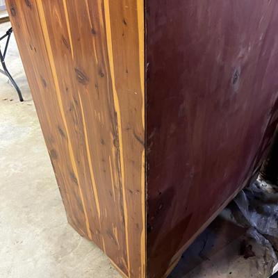 Cedar Wardrobe (B2-MG)