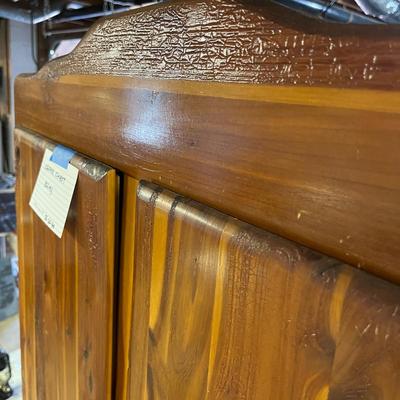 Cedar Wardrobe (B2-MG)