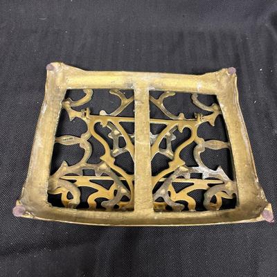Collection Of Brass Items (B2-MG)