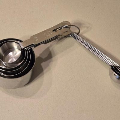 Stainless Measuring Cups and Spoons Set