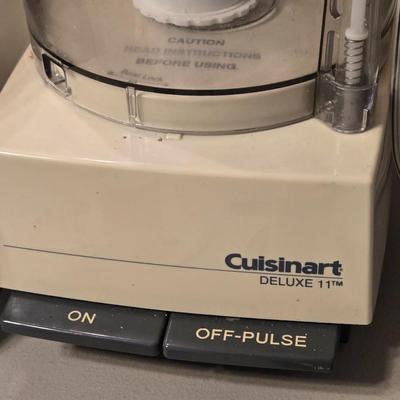 Cuisinart Deluxe 11 Food Processor with Accessories
