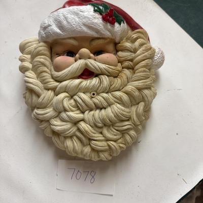 90’s motion activated Santa-needs batteries