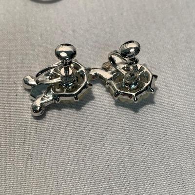 Variety of Costume Jewelry with Necklaces, Rings, Bracelets, & More (ST-HS)