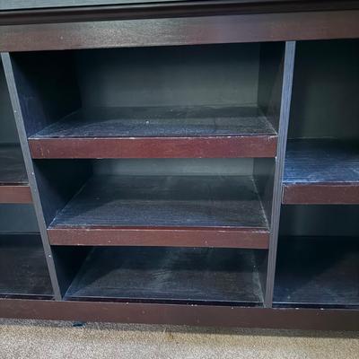 Bookcase With Baskets (P-MK)