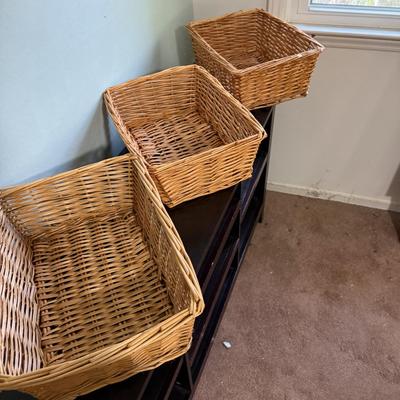Bookcase With Baskets (P-MK)