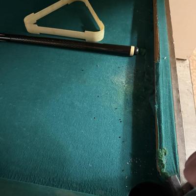 Ping pong/pool table