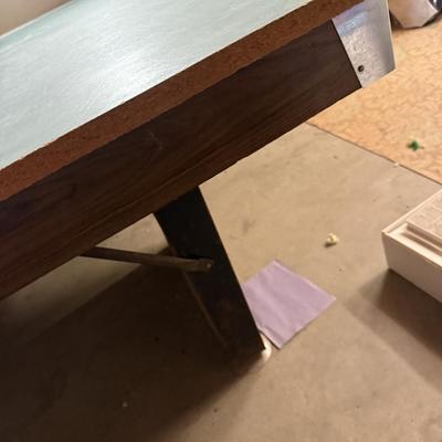 Ping pong/pool table
