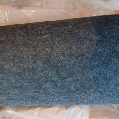 5 FOOT ROLL OF BLUE FELT