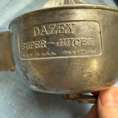 Dazey juicer