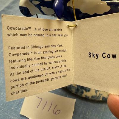 Blue/white cow