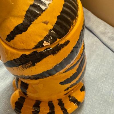 Garfield cookie jar