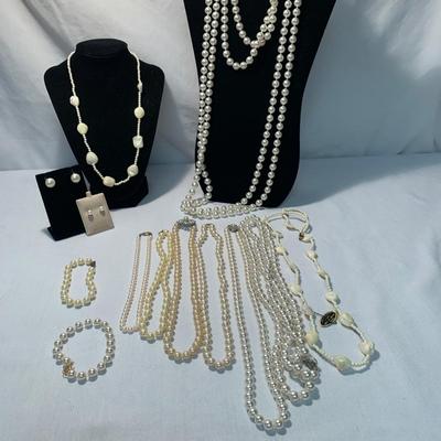 Mother of Pearl & Pearlescent Beaded Jewelry w/ 14K Pearl Studs (ST-HS)