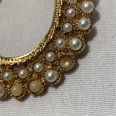 Opulent Vintage Brooches and More (ST-HS)