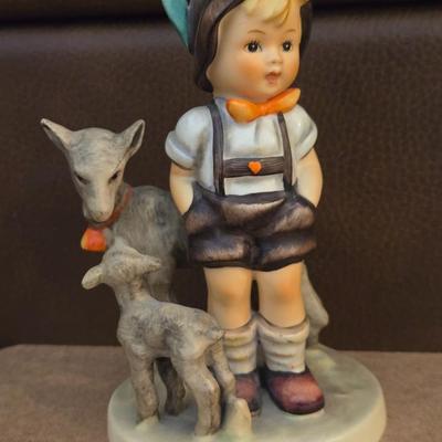 Hummel 'Little Goat Herder'