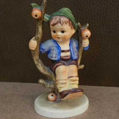 Hummel 'Apple Tree Boy'