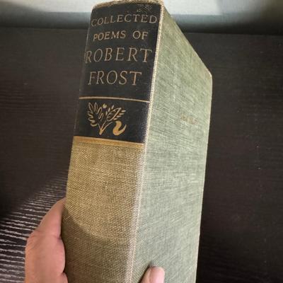 Frost, Sandburg and Other Poetry Books (PB- TF)