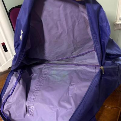 Five Piece Luggage Lot with Converters (PB-BB)