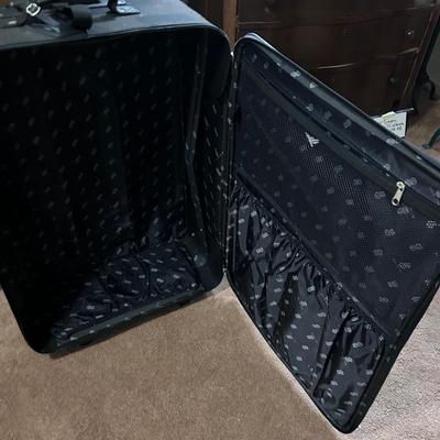 Five Piece Luggage Lot with Converters (PB-BB)