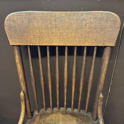 Sturdy Spindle Back Chair (BS-TF)
