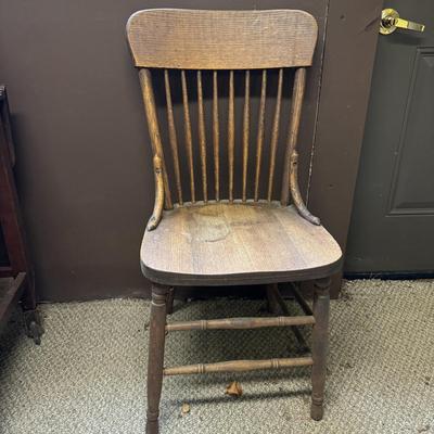 Sturdy Spindle Back Chair (BS-TF)