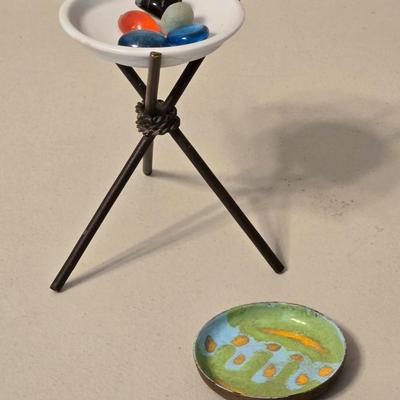 Mid Century Small Enamel Dish and Tripod Deco