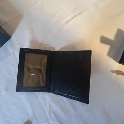 Gentleman’s Accessory Lot (O-BB)