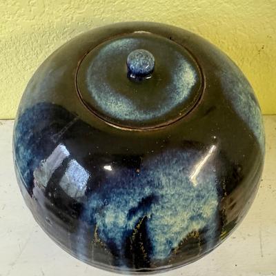 16 Ceramic Vessels, Some Signed (BS-TF)