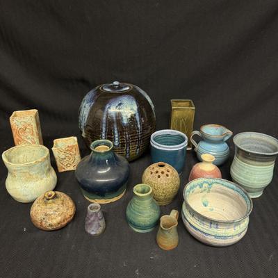 16 Ceramic Vessels, Some Signed (BS-TF)