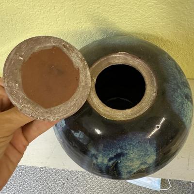16 Ceramic Vessels, Some Signed (BS-TF)