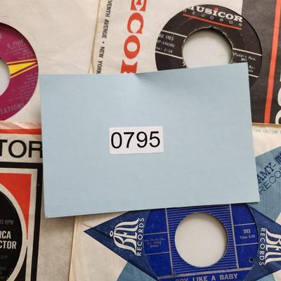 Lot of 35 Vinyl Records 45rpm Johnny Nash, The Equals, The Kingsmen, The Box Tops, Four Tops, Johnny Rivers