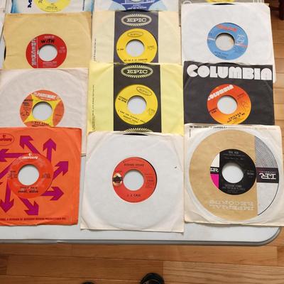 Lot of 35 Vinyl Records 45 rpm Jukebox the Hollies Who ,The Guess Who