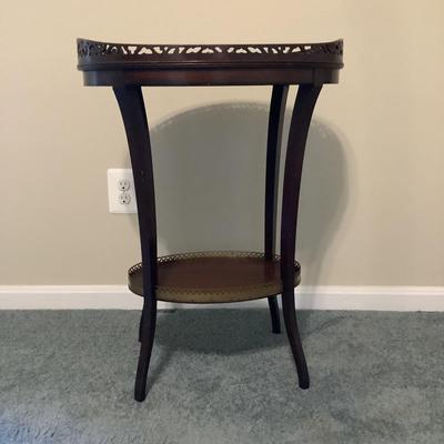 365 Vintage Mahogany Oval Side Table