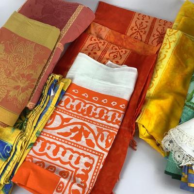 282 French Linen Table Cloth Lot