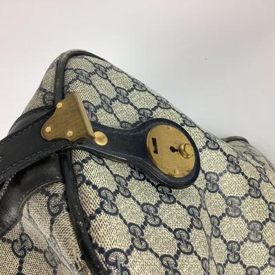408 Authentic Large Vintage Gucci Duffle Bag