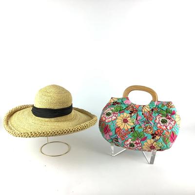 412 Vera Bradley Purse w/ Straw Hat