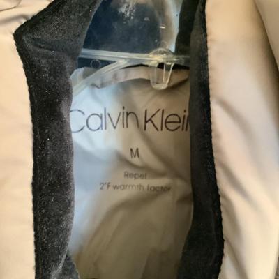 414 Calvin Klein Hooded Quilted Coat