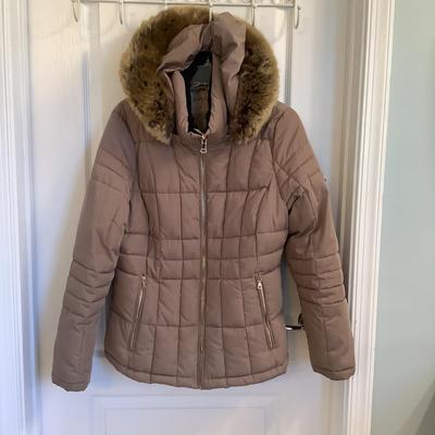 414 Calvin Klein Hooded Quilted Coat