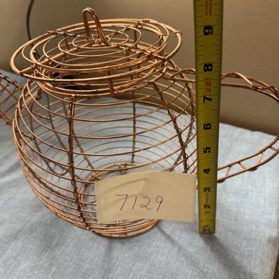Wire teapot basket