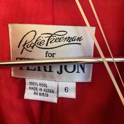 419 Rickie Freeman for Teri Jon 2pc w/Star brooch