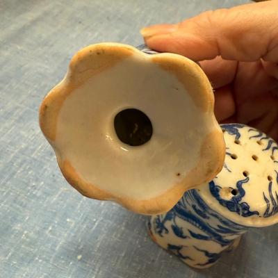 Blue & white shakers
