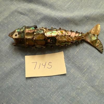 Mexican abalone shell articulated fish