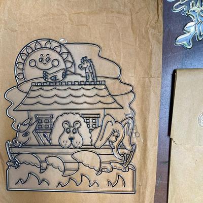 Craft Lot - Suncatcher Forms - Christmas Craft