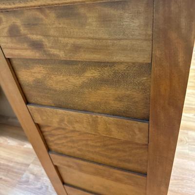 Antique 3 drawer dresser