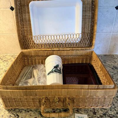 Bolla picnic basket
